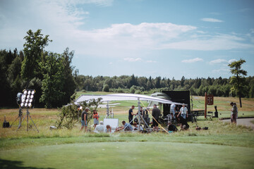 乒乓球桌子安装教程