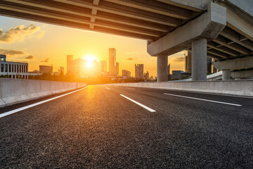 怎么挑选乒乓球球拍子